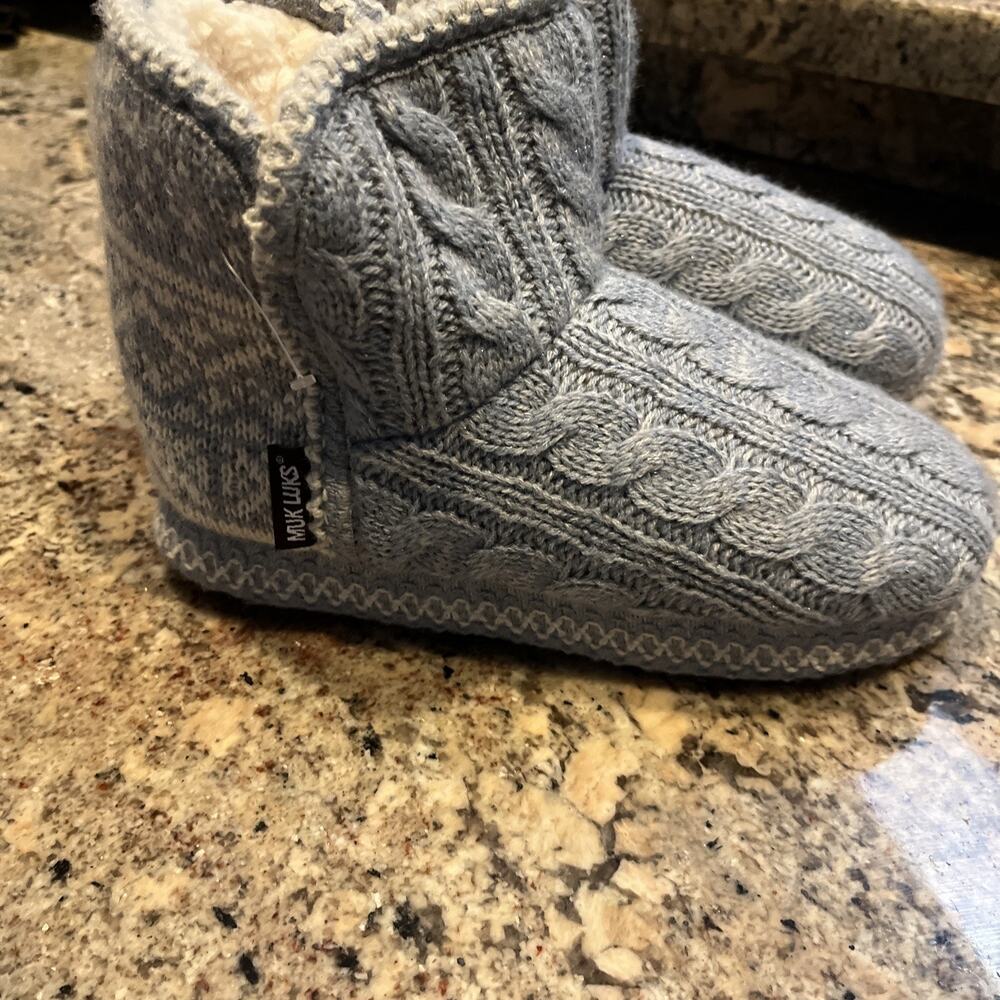 Ladies NWOT New MUK LUKS S 5-6 Blue Comfy Cozy Warm Lined Original Slipper Boots - Picture 5 of 6